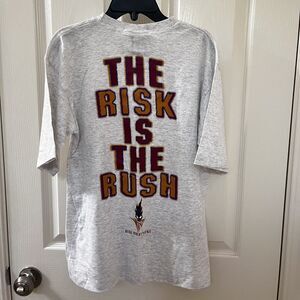 VTG B Ware Risk Everything The Risk Is The Rush Graphic Tee Y2K USA Boys XL NWT
